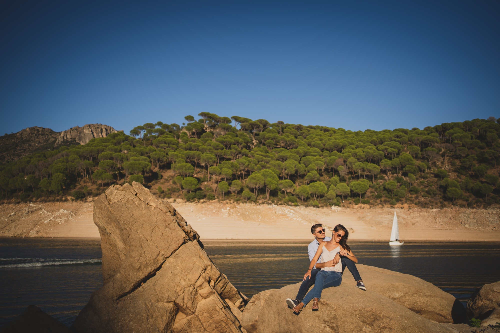 fotografos_boda_madrid_preboda_pantano_san_juan_0522