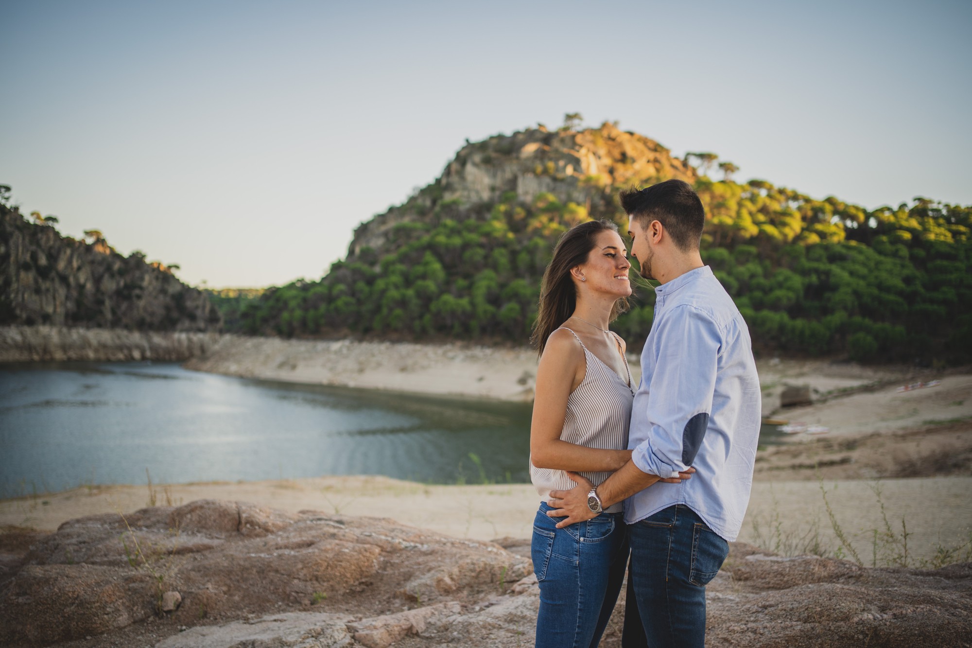 fotografos_boda_madrid_preboda_pantano_san_juan_0584