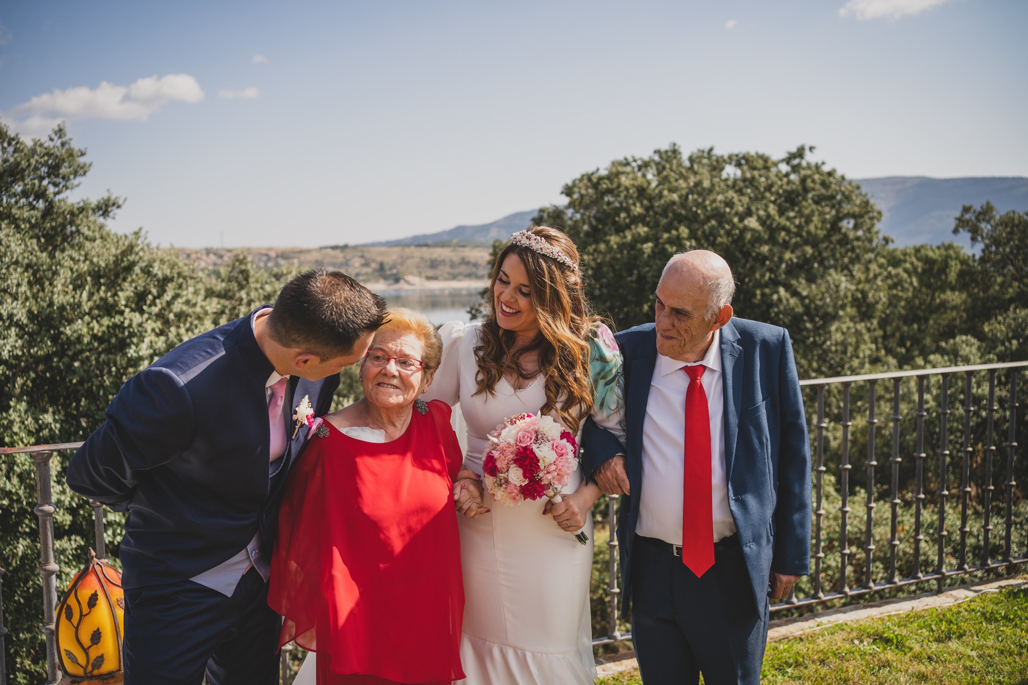 fotografos-boda-Aldea-Santillana-159537