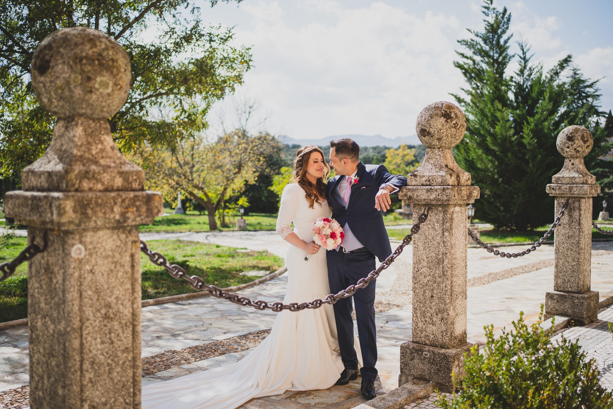 fotografos-boda-Aldea-Santillana-159563