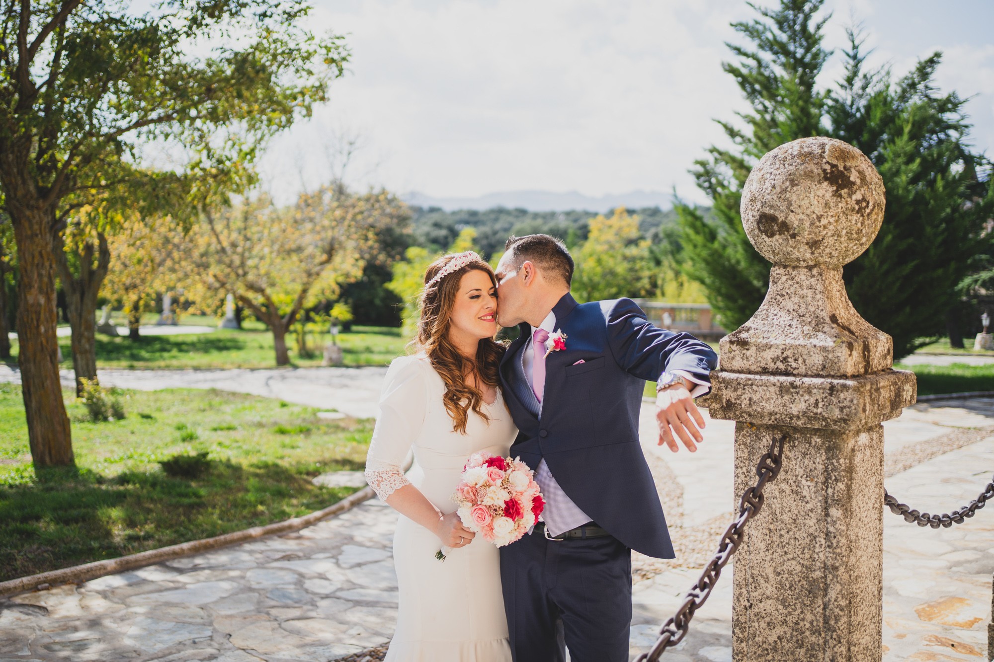 fotografos-boda-Aldea-Santillana-159564