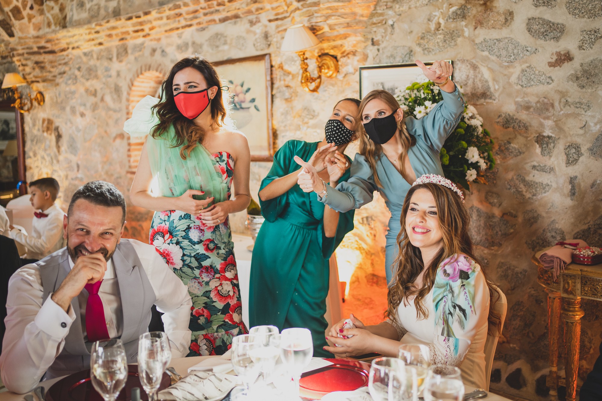 fotografos-boda-Aldea-Santillana-159643