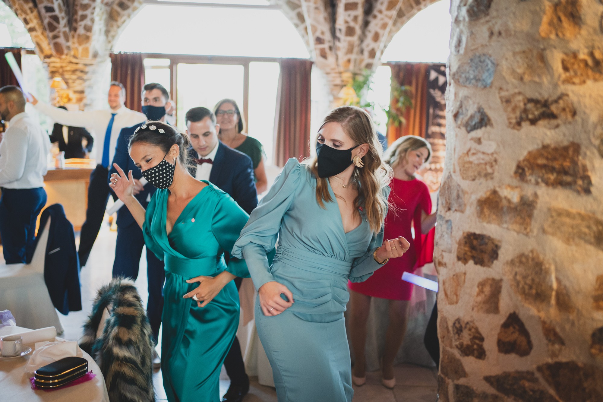 fotografos-boda-Aldea-Santillana-159697
