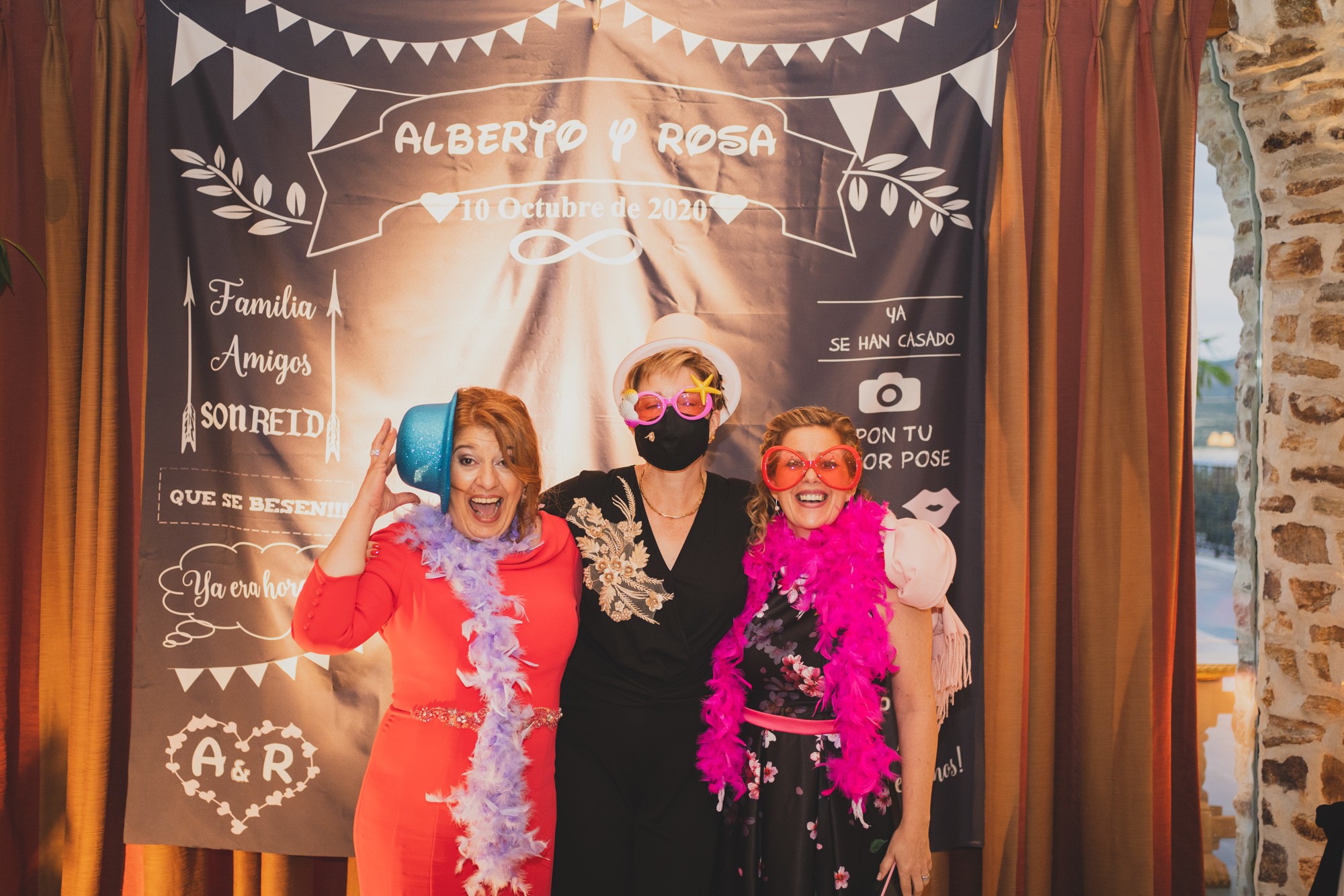 fotografos-boda-Aldea-Santillana-159709