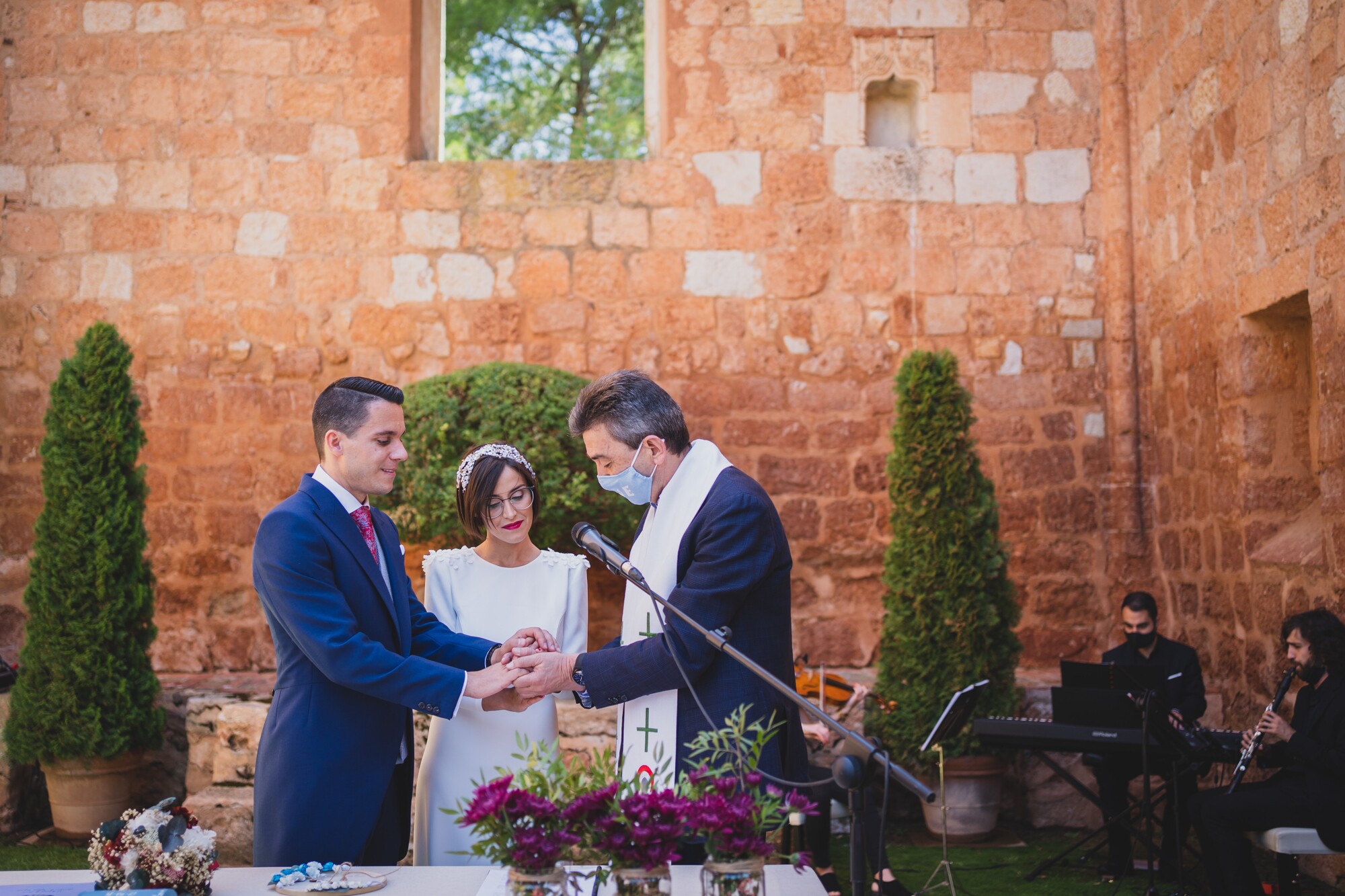 fotografos-boda-los-claustros-ayllon-1952