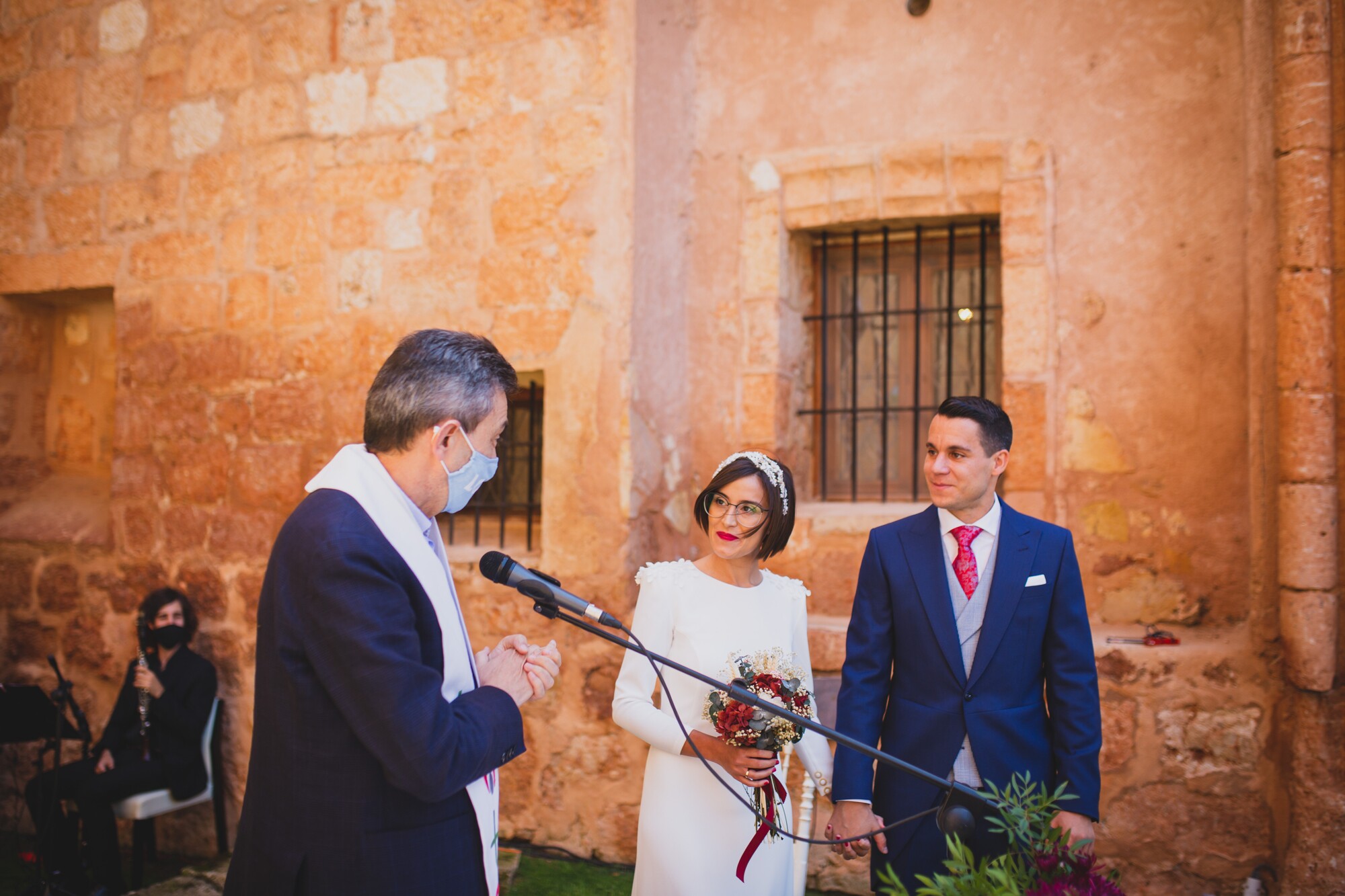 fotografos-boda-los-claustros-ayllon-1958