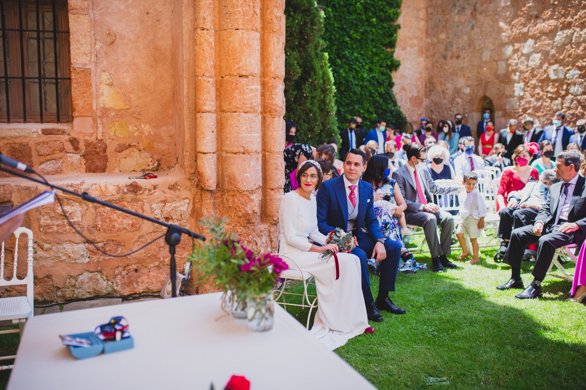 fotografos-boda-los-claustros-ayllon-1973