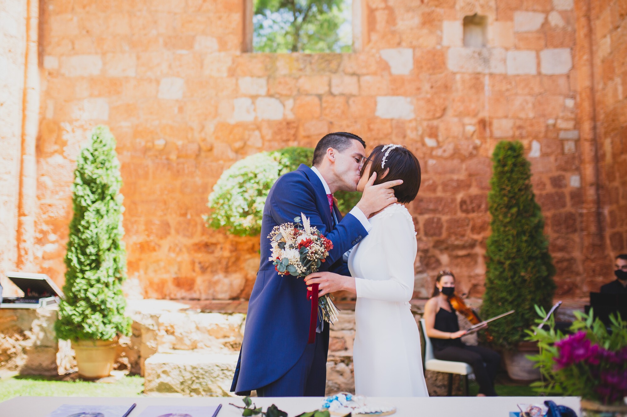 fotografos-boda-los-claustros-ayllon-2018