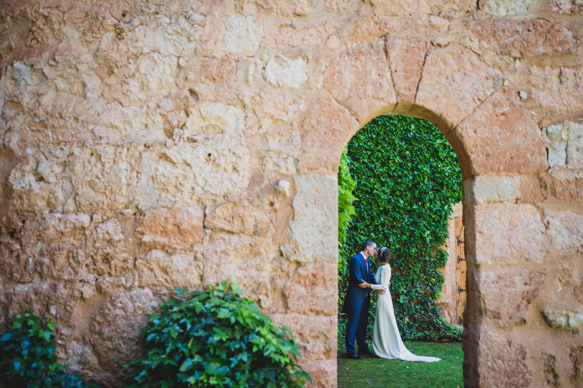 fotografos-boda-los-claustros-ayllon-2059